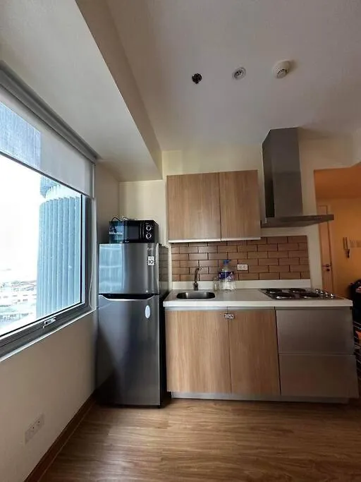 Miami 2Br Pool View Apartment Manila 0*,
