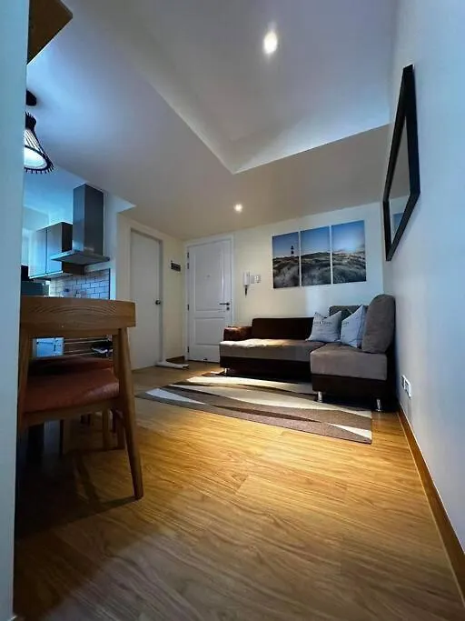 Miami 2Br Pool View Apartment Manila Philippines